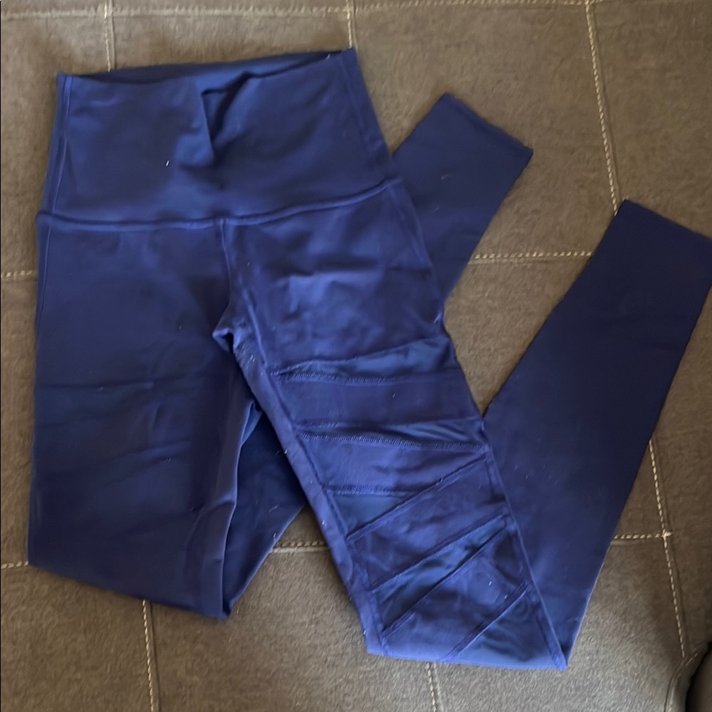 Lululemon women’s Blue Leggings
